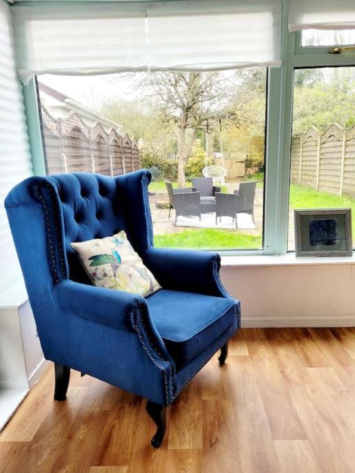 Riverside Bungalow - Direct River Access! Ystradgynlais Екстериор снимка